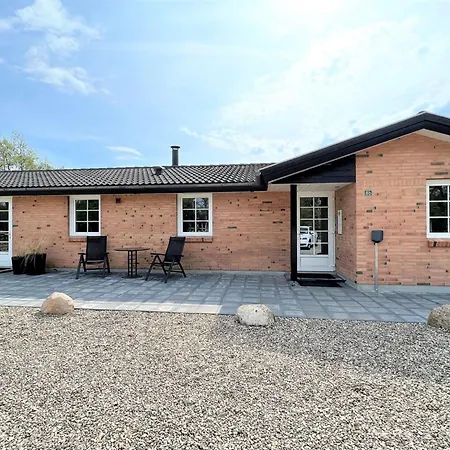 Alfrida - 1-5km From The Sea By Interhome Feriehus