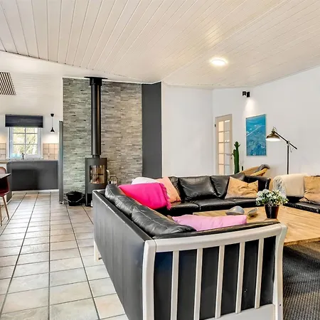 Alfrida - 1-5km From The Sea By Interhome Feriehus *