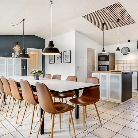Alfrida - 1-5km From The Sea By Interhome *