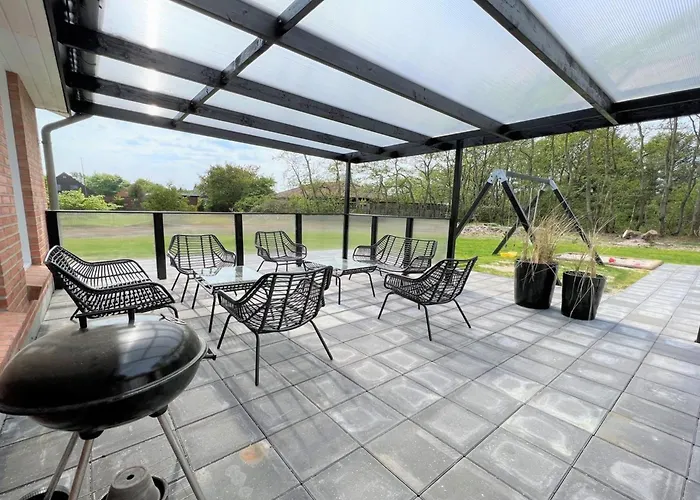 Alfrida - 1-5km From The Sea By Interhome *