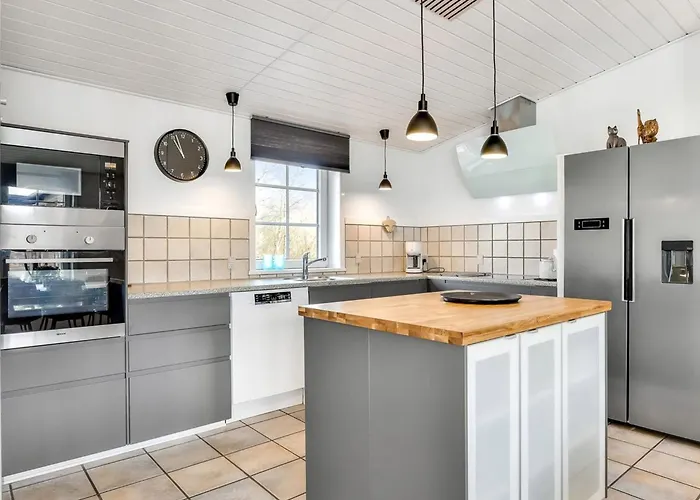 Holiday home Alfrida - 1-5km From The Sea By Interhome *